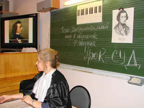 img1.JPG (22060 bytes)