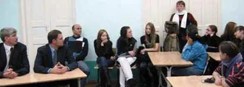 image012.jpg (37506 bytes)