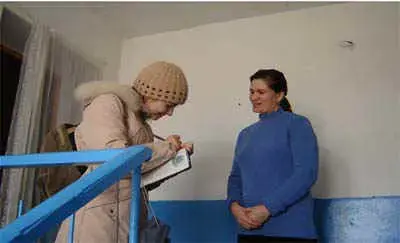 img2.jpg (9416 bytes)